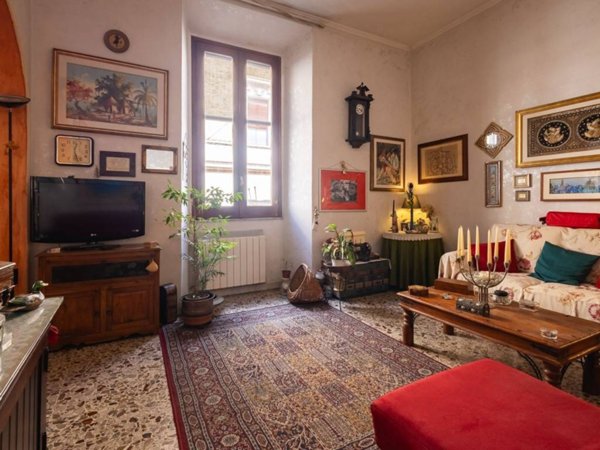 appartamento in vendita a Roma in zona Trastevere