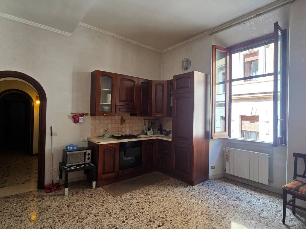 appartamento in vendita a Roma in zona Trastevere