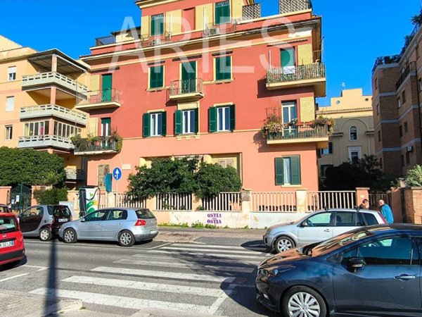 appartamento in vendita a Roma in zona Ostia