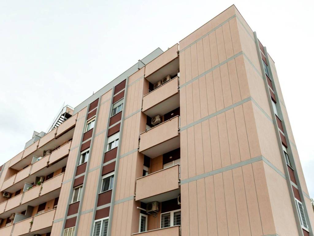 appartamento in vendita a Roma in zona Ostia
