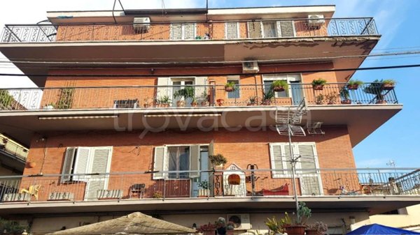 appartamento in vendita a Roma in zona Selva Candida