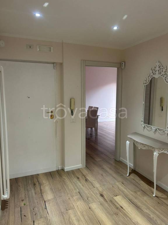 appartamento in vendita a Roma in zona Romanina