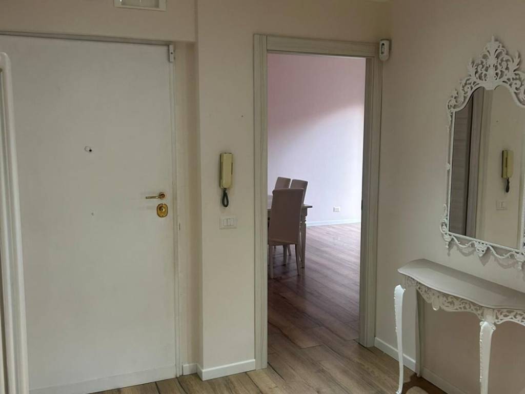 appartamento in vendita a Roma in zona Romanina