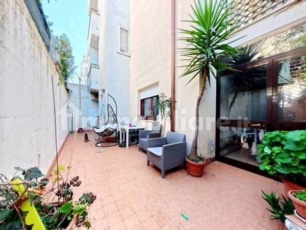 appartamento in vendita a Roma in zona Pantan Monastero