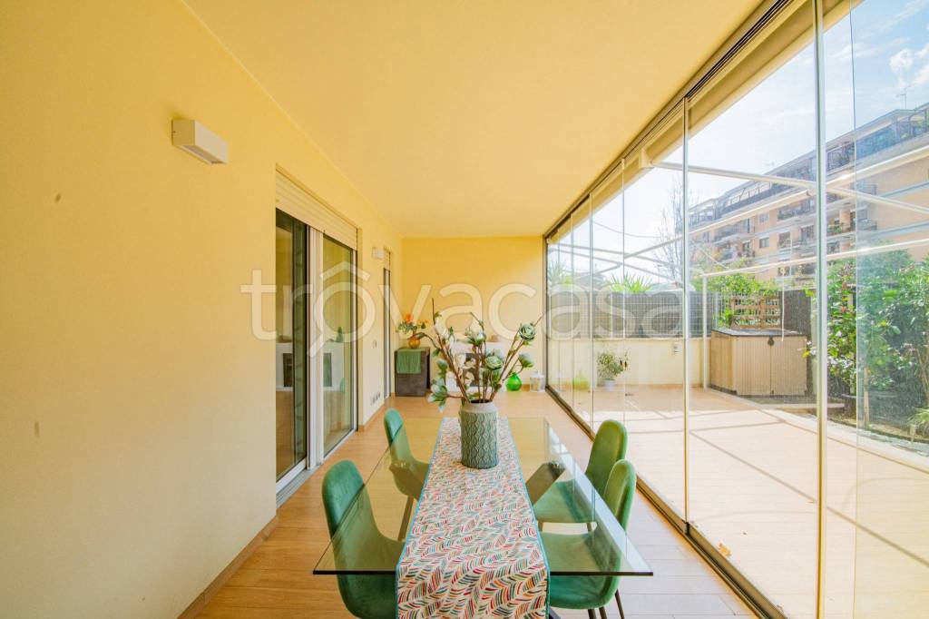 appartamento in vendita a Roma in zona Portuense