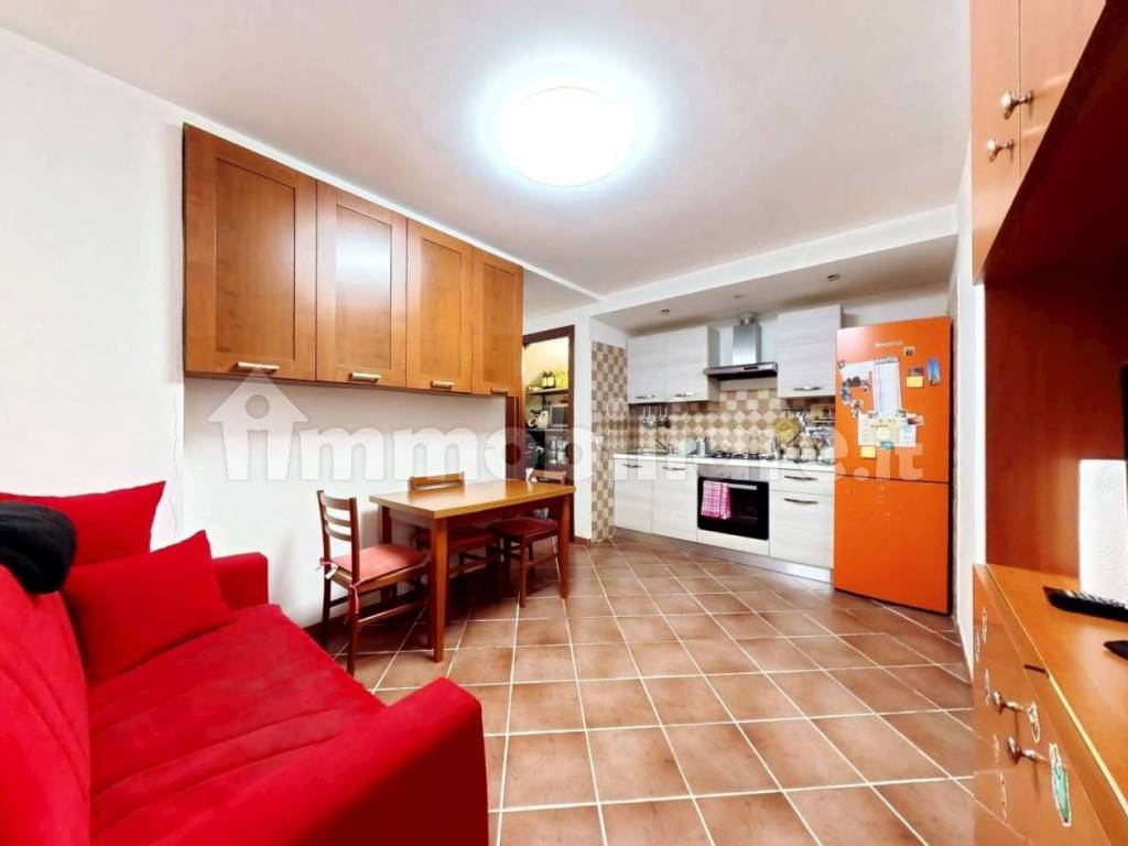 appartamento in vendita a Roma in zona Selva Candida