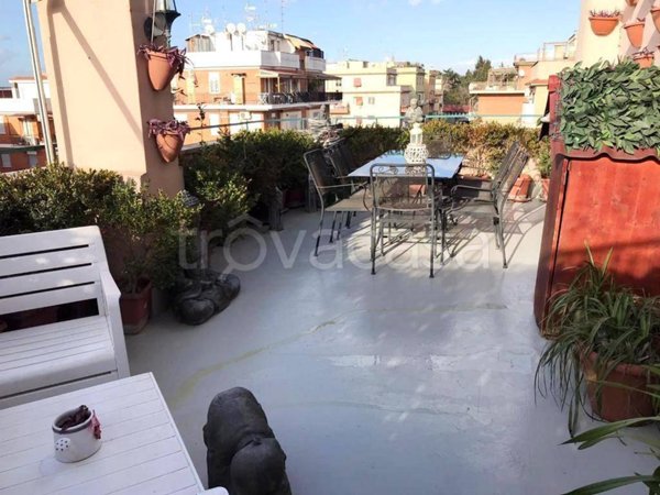 appartamento in vendita a Roma in zona La Pisana