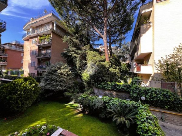 appartamento in vendita a Roma in zona Gianicolense