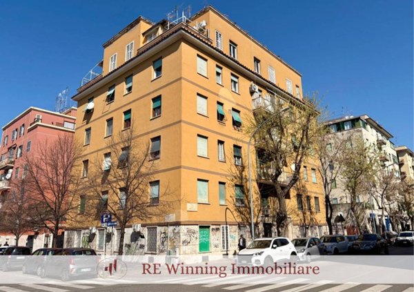 appartamento in vendita a Roma in zona Appio Claudio
