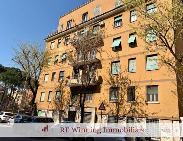 appartamento in vendita a Roma in zona Appio Claudio