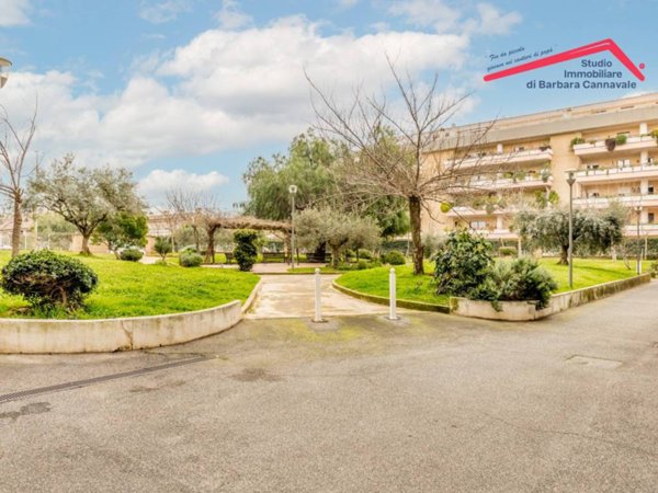 appartamento in vendita a Roma in zona Acilia