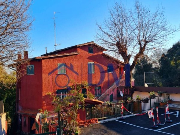 appartamento in vendita a Roma in zona Olgiata