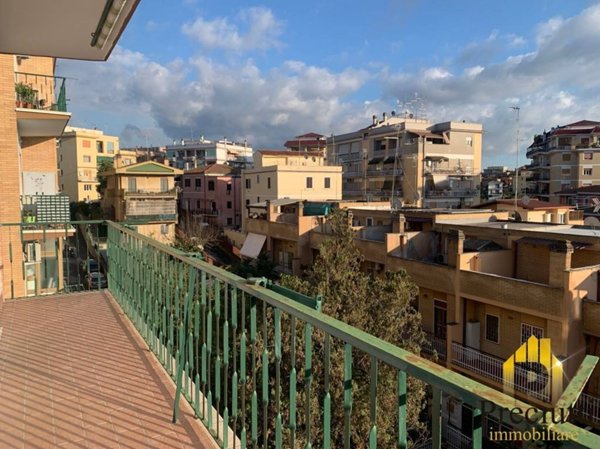 appartamento in vendita a Roma in zona La Pisana