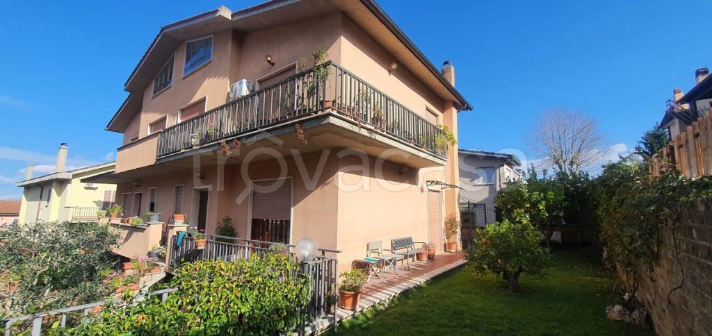 casa indipendente in vendita a Roma in zona La Storta