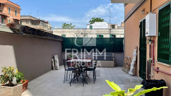 appartamento in vendita a Roma in zona Prenestino-Centocelle