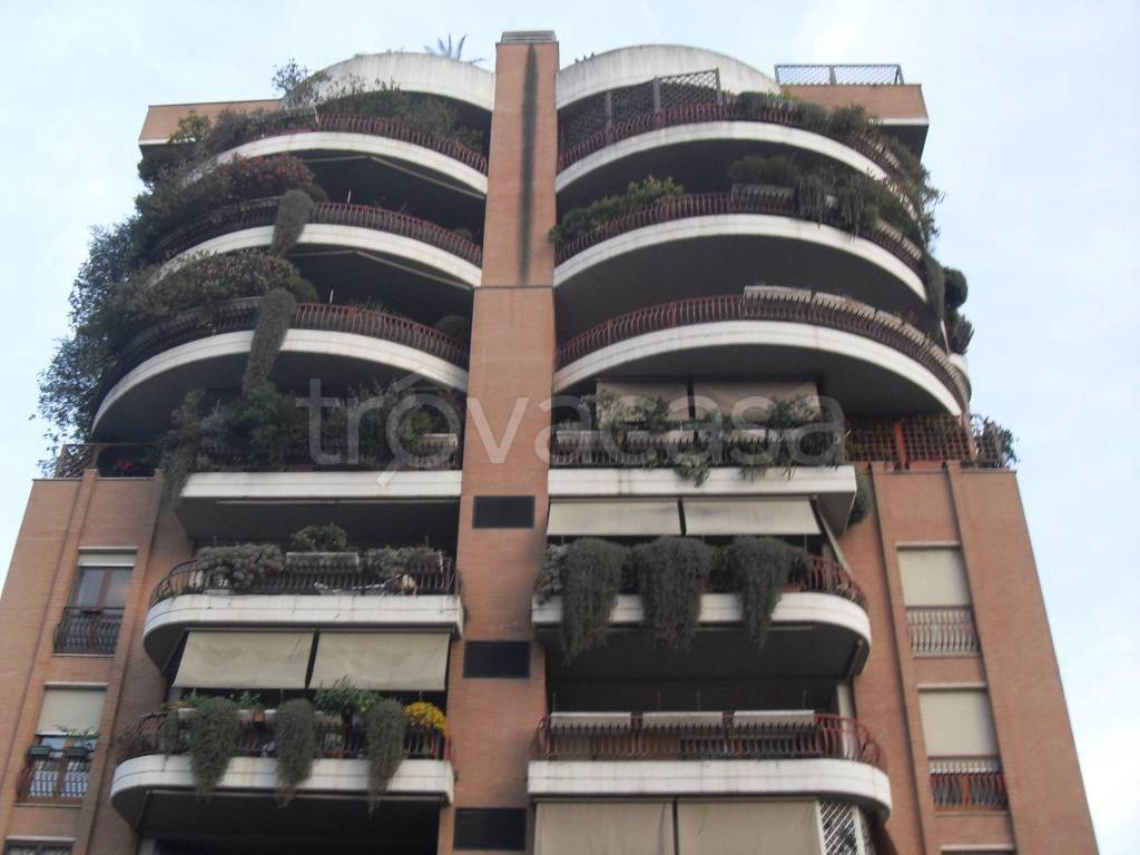 appartamento in vendita a Roma in zona Torrino