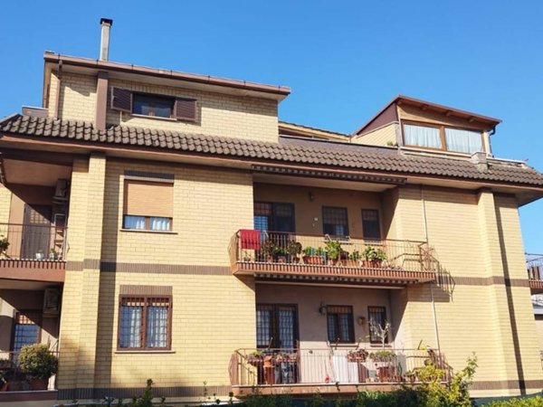 appartamento in vendita a Roma in zona Acilia