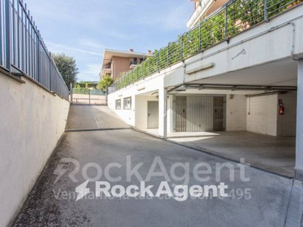 negozio in vendita a Roma in zona Trionfale