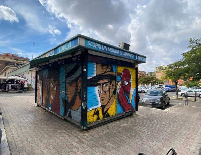 negozio in vendita a Roma in zona Prenestino-Centocelle