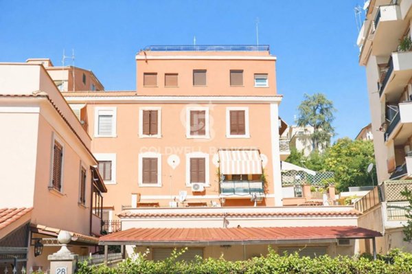 appartamento in vendita a Roma in zona Aurelio