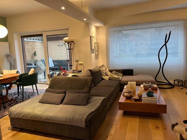 appartamento in vendita a Roma in zona Mostacciano