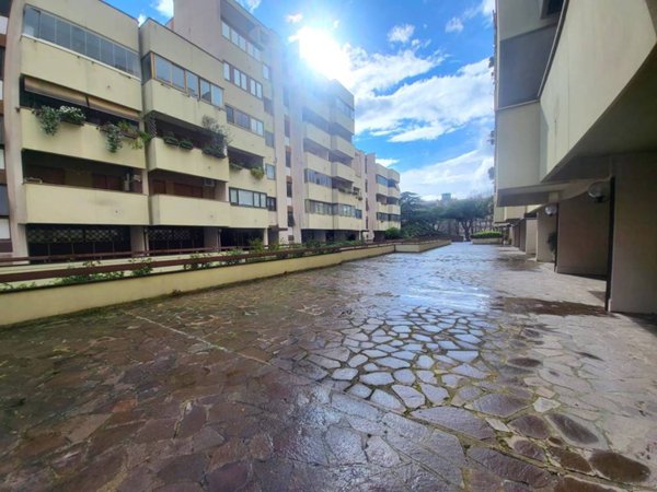 appartamento in vendita a Roma in zona Giuliano Dalmata