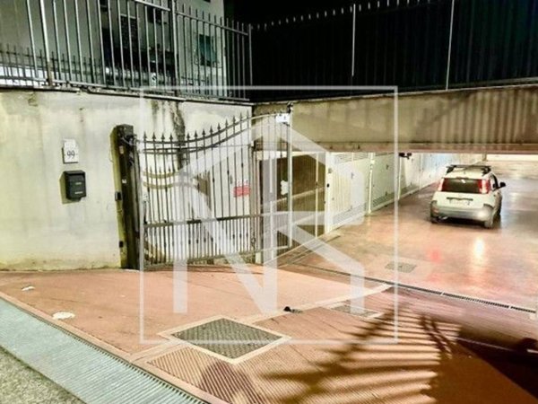 negozio in vendita a Roma in zona Alessandrino