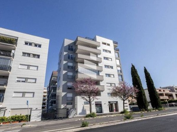 appartamento in vendita a Roma in zona Mezzocammino