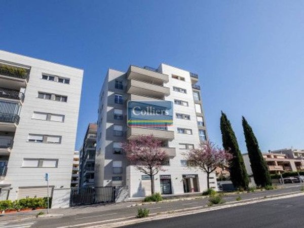 appartamento in vendita a Roma in zona Mezzocammino