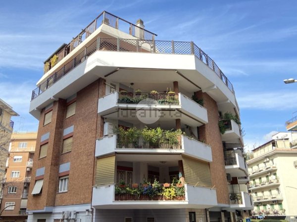 appartamento in vendita a Roma in zona Monte Sacro/Talenti