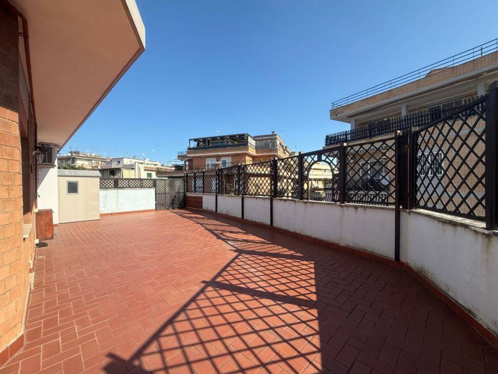 appartamento in vendita a Roma in zona Monte Sacro/Talenti