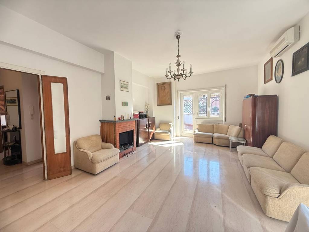 appartamento in vendita a Roma in zona Monte Sacro/Talenti