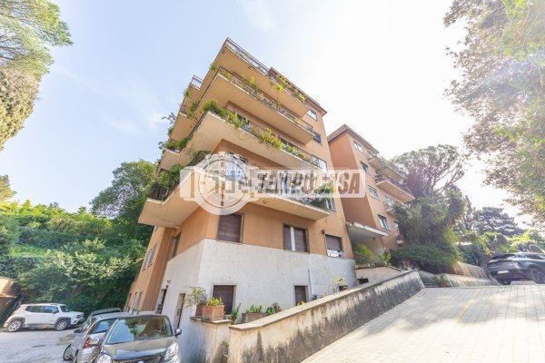 appartamento in vendita a Roma in zona San Saba - Ripa