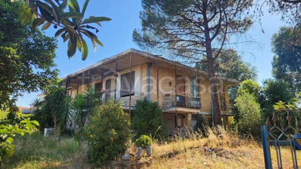 casa indipendente in vendita a Roma in zona Cesano