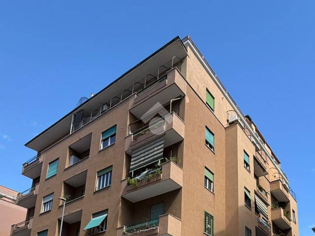 appartamento in vendita a Roma in zona Nomentano