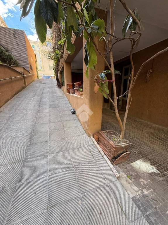 appartamento in vendita a Roma in zona Nomentano