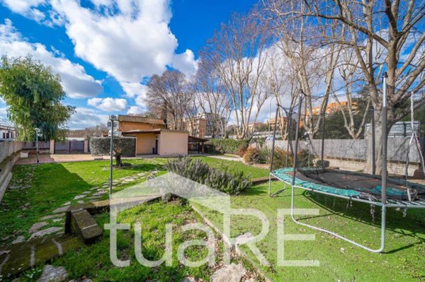 casa indipendente in vendita a Roma in zona Portuense