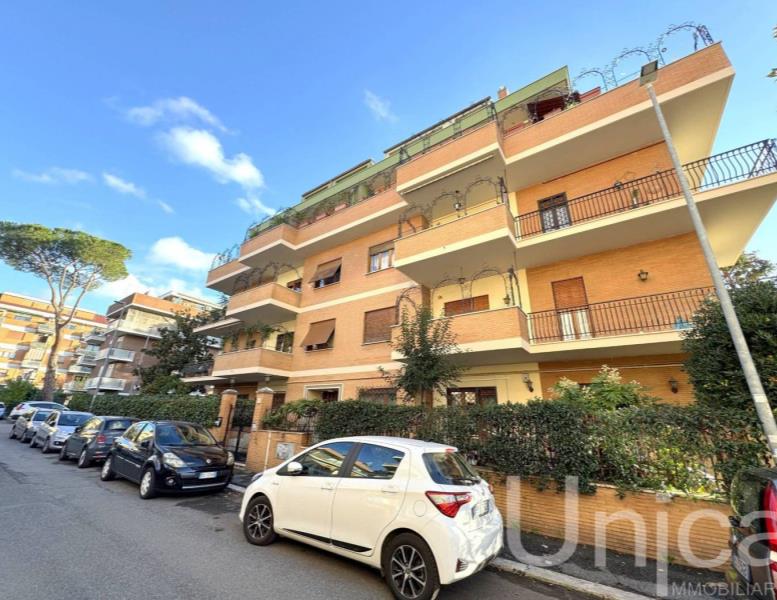 appartamento in vendita a Roma in zona Torrevecchia