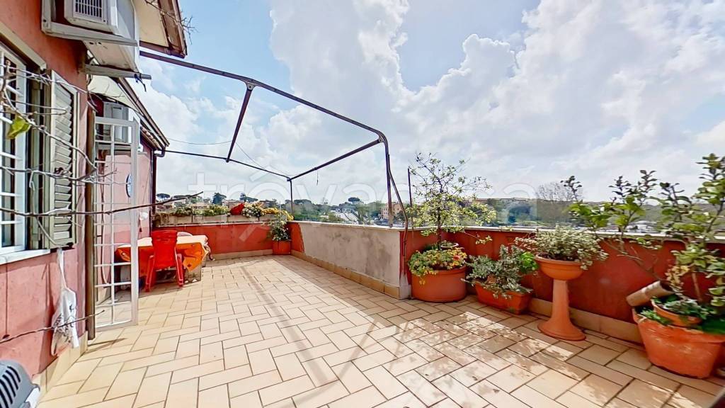 appartamento in vendita a Roma