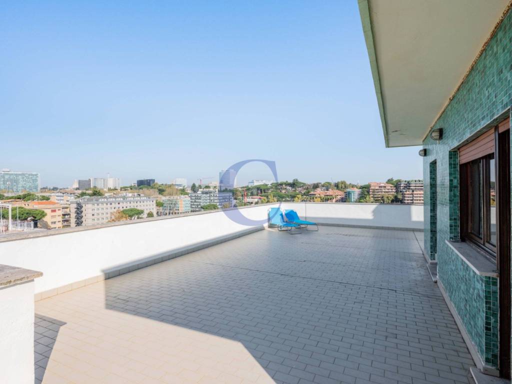 appartamento in vendita a Roma in zona Giuliano Dalmata