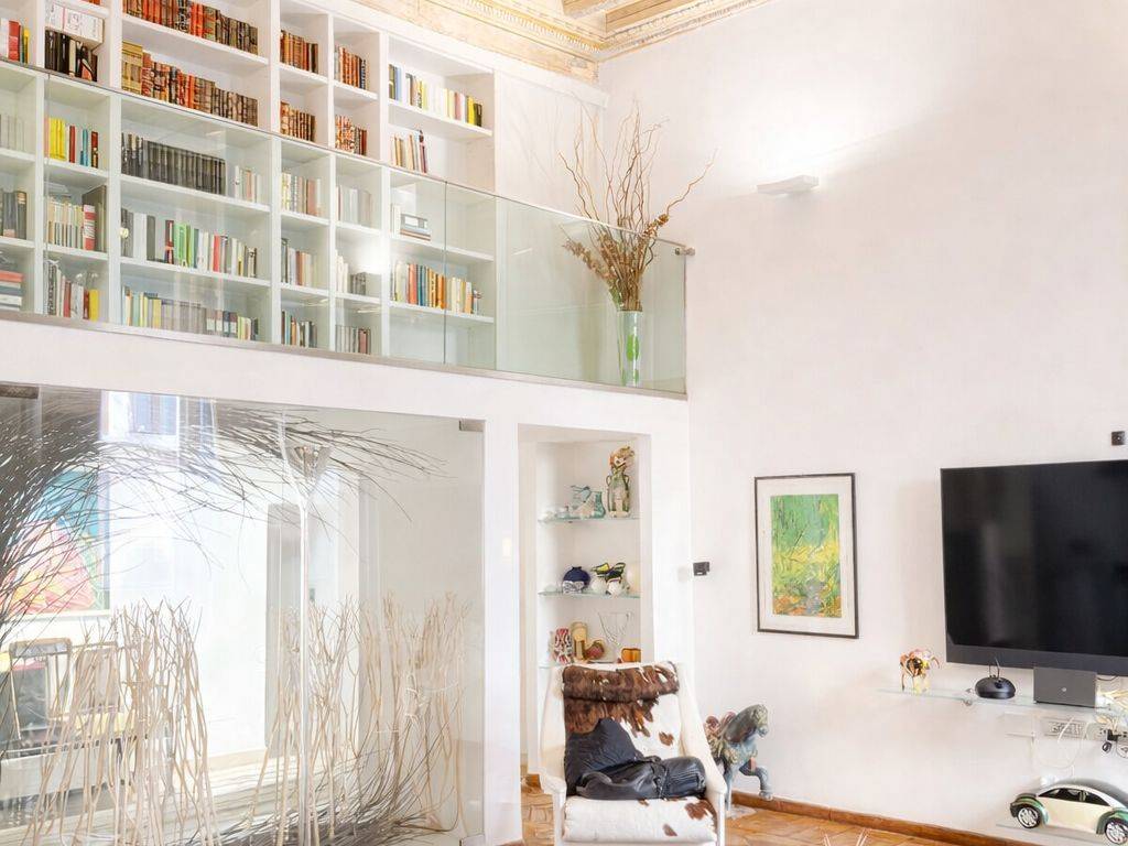 appartamento in vendita a Roma in zona Rione di Ponte