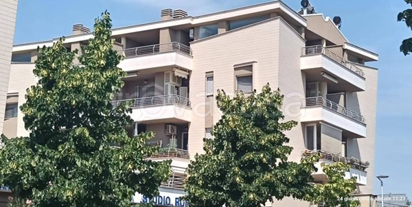 appartamento in vendita a Roma in zona Acilia