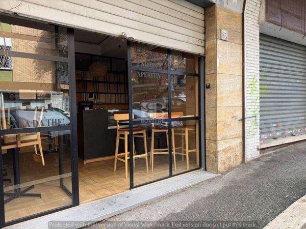 negozio in vendita a Roma in zona Tor di Quinto