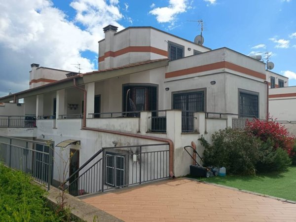 casa indipendente in vendita a Roma in zona Testaccio