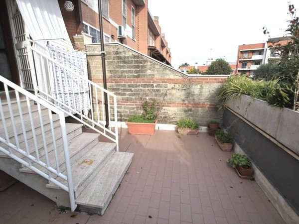 casa indipendente in vendita a Roma in zona Settecamini