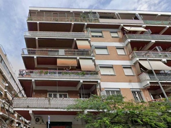 appartamento in vendita a Roma in zona Ostia