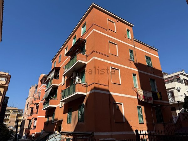 appartamento in vendita a Roma in zona Prenestino-Centocelle