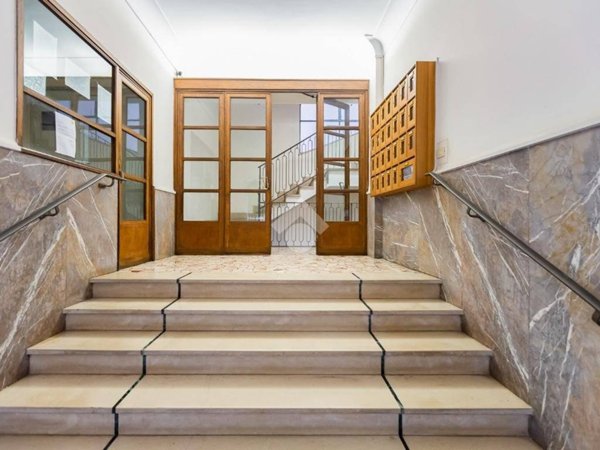 appartamento in vendita a Roma in zona Appio Latino