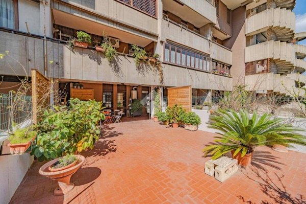 appartamento in vendita a Roma in zona EUR