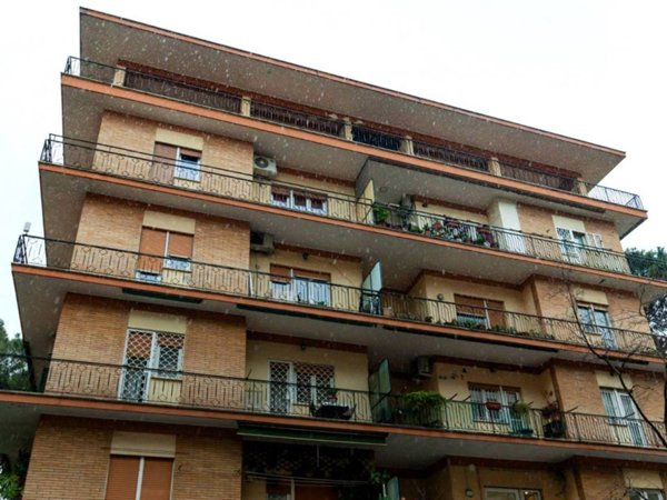 appartamento in vendita a Roma in zona Ostia